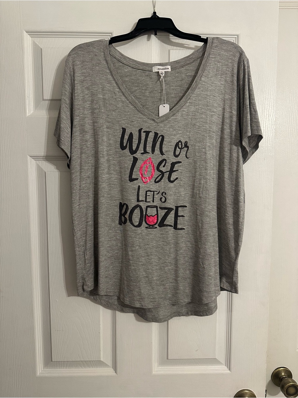 Eyeshadow Gray V‑Neck Graphic Tee with Pink Accent